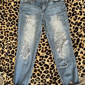 High waisted boyfriend jeans !